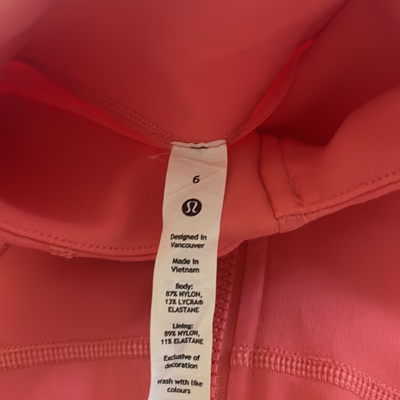 Lululemon Define Jacket in Raspberry Cream - Picture 3 of 4